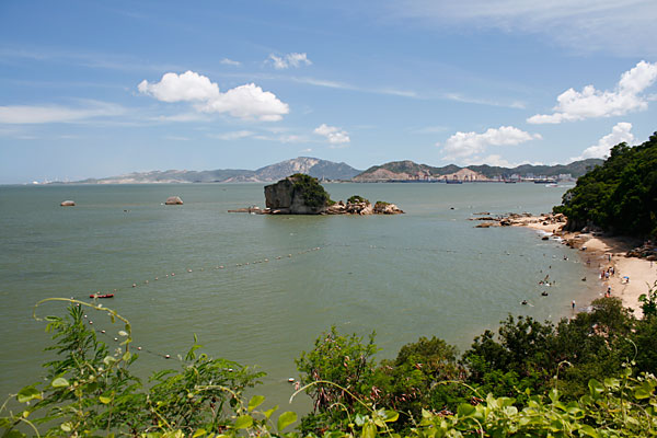 gulangyu-beach-2